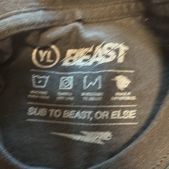 Mr. Beast Signed 40 million Subscribers T-shirt Y-Lg never wash or worn - Picture 3 of 4